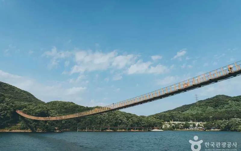마장호수 출렁다리